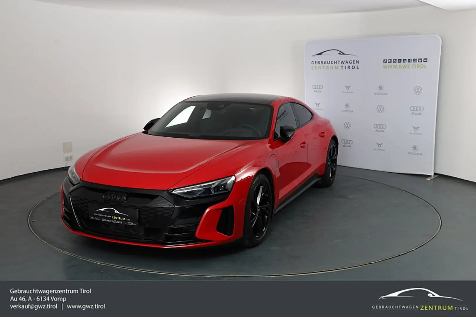 Audi e-tron GT 93,4kWh Quattro Dynamic PLUS MEGAVOLL!!! Rot - 1