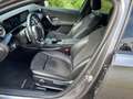 Mercedes-Benz A 200 Premium Plus AMG pakket/19''/Camera/Cruise Grijs - thumbnail 2