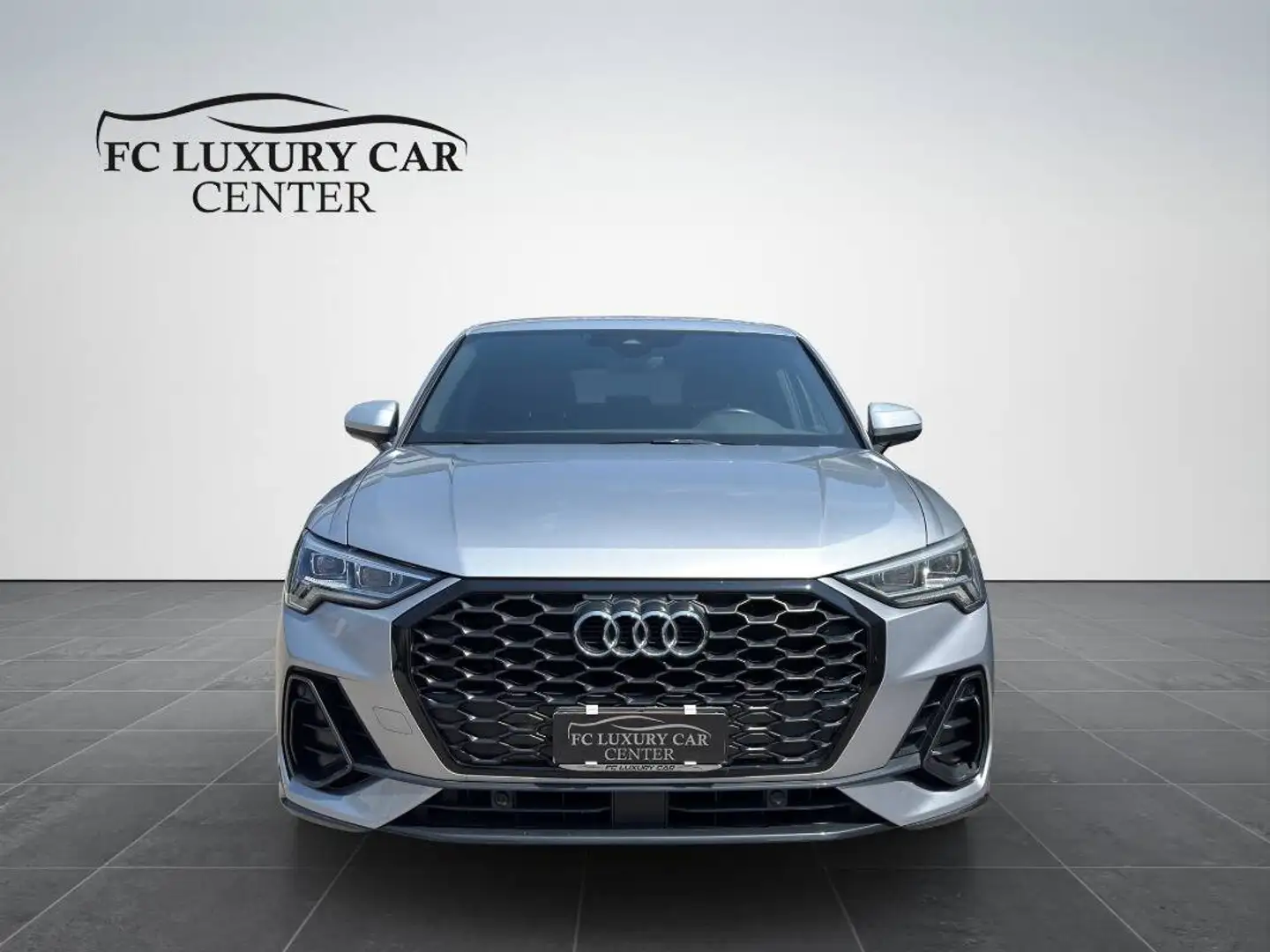 Audi Q3 35 2.0 tdi Business Plus s-tronic Argento - 2