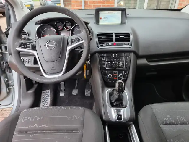 Opel Meriva view 6