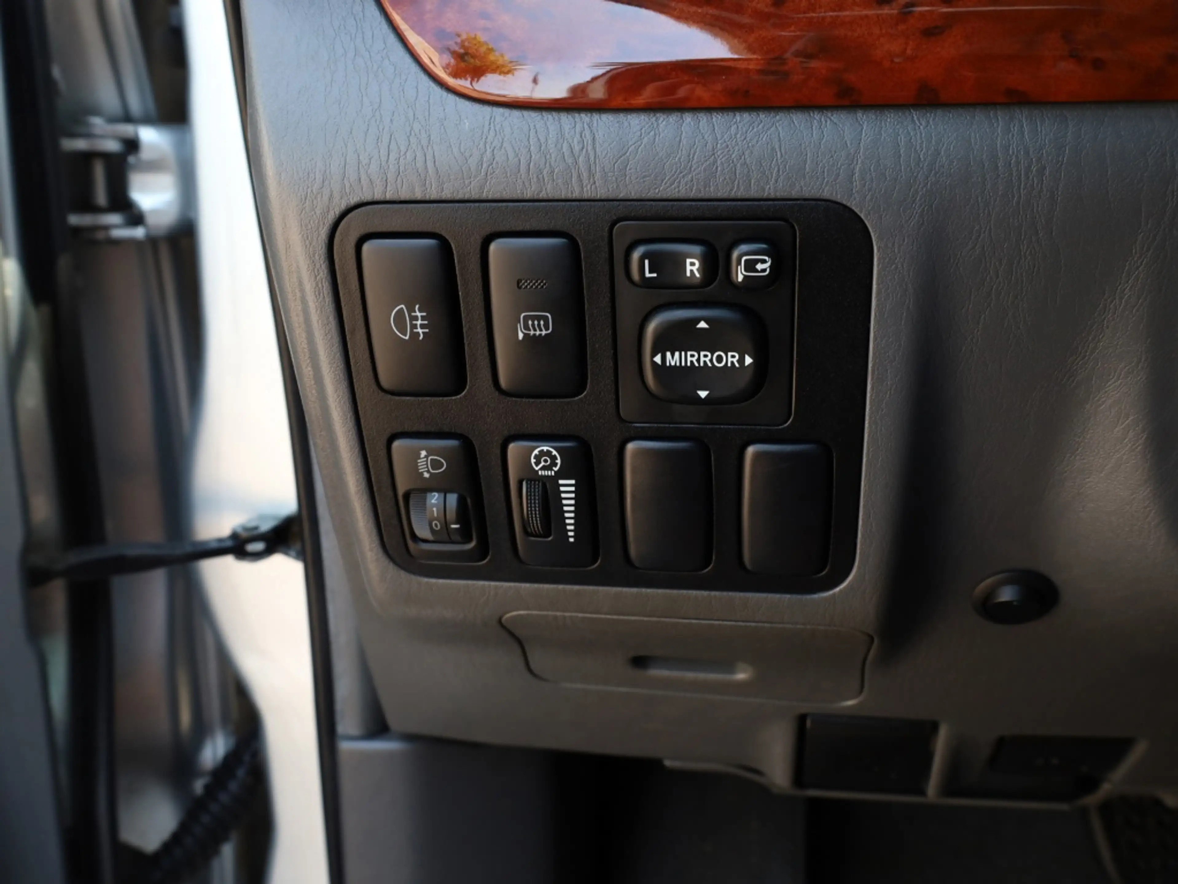 Toyota Land Cruiser 4.0 V6 VVT-i | Automaat | 8-Persoons | Clima — photo 23