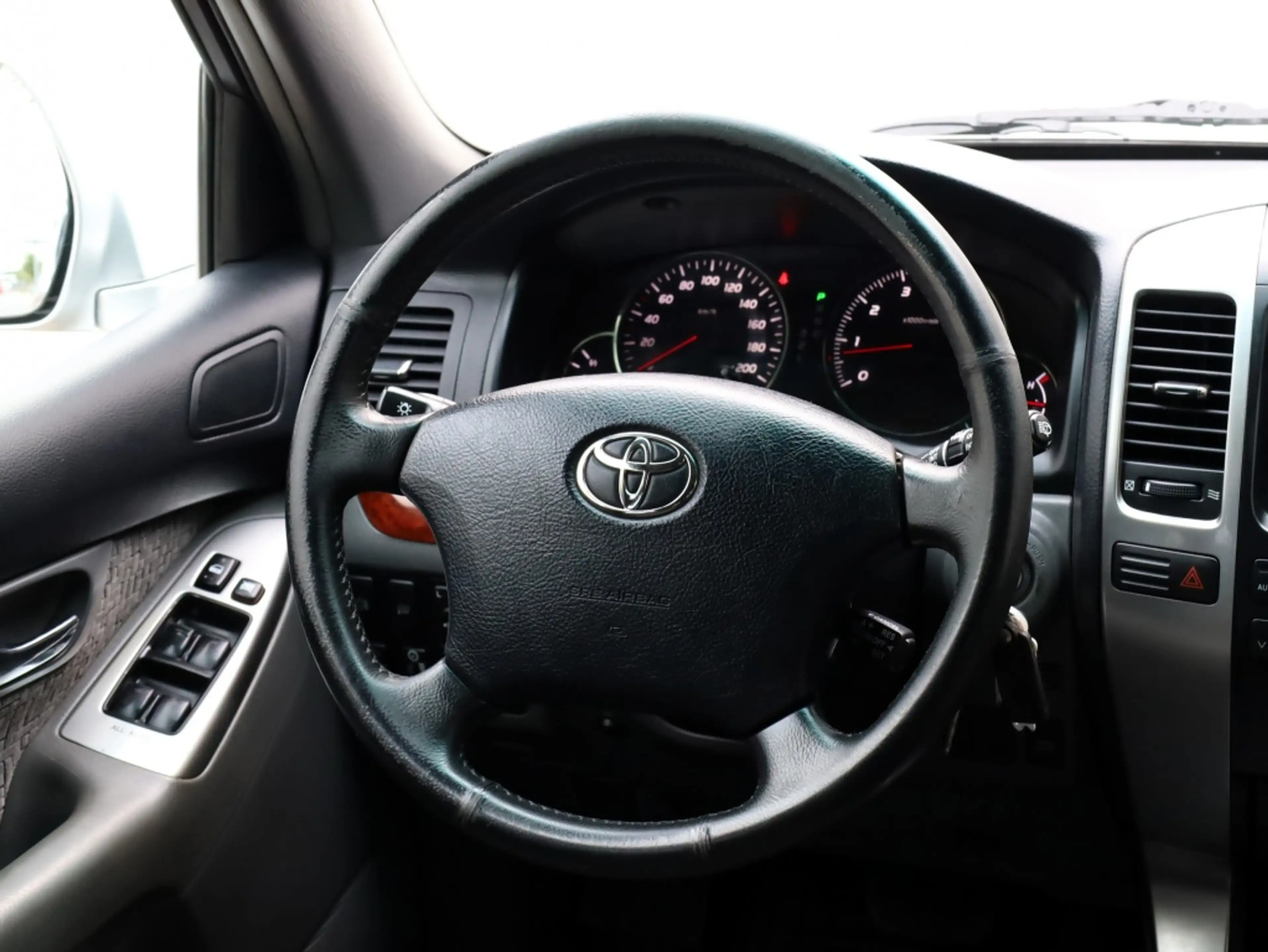 Toyota Land Cruiser 4.0 V6 VVT-i | Automaat | 8-Persoons | Clima — photo 17