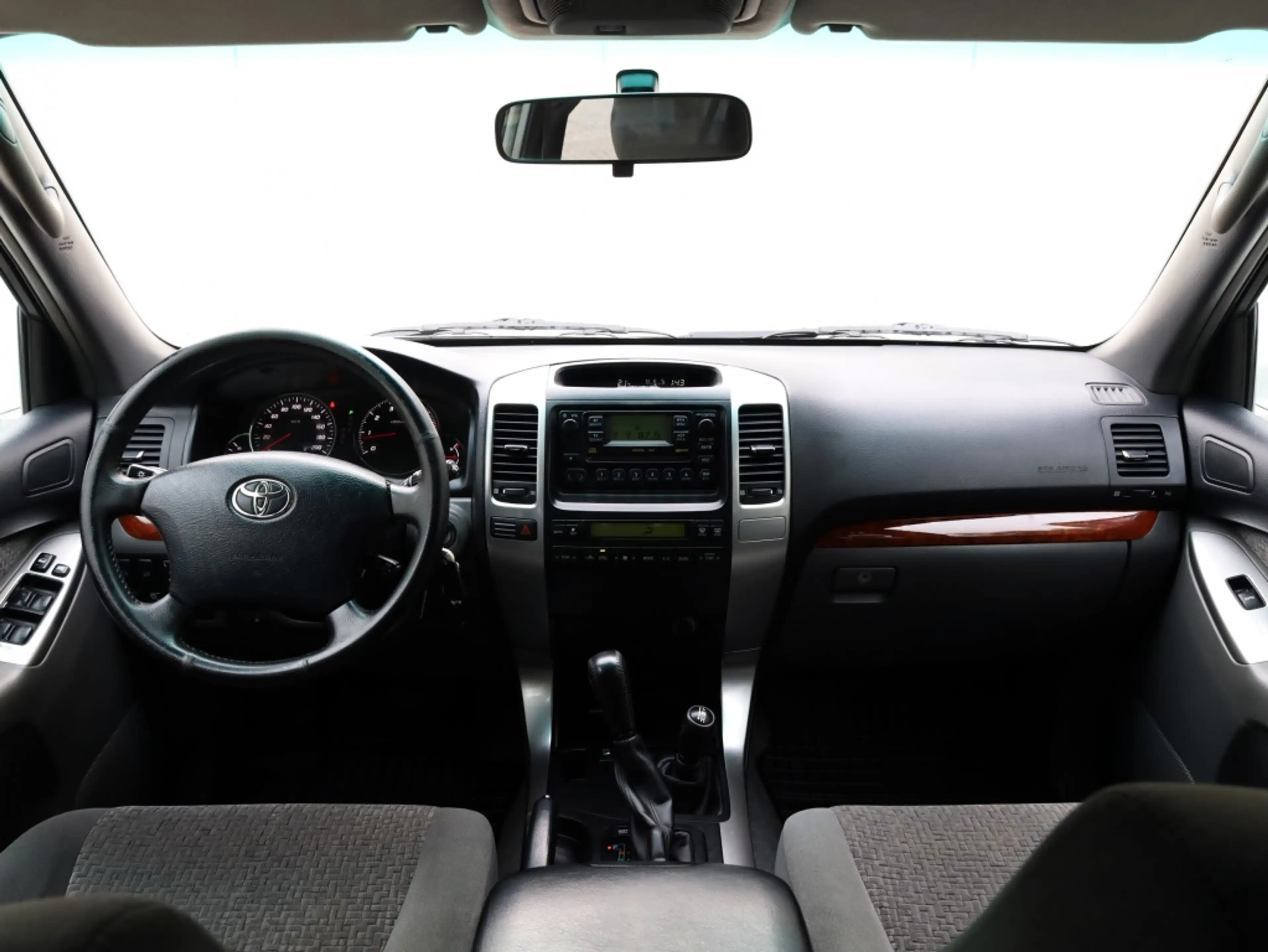 Toyota Land Cruiser 4.0 V6 VVT-i | Automaat | 8-Persoons | Clima — photo 3