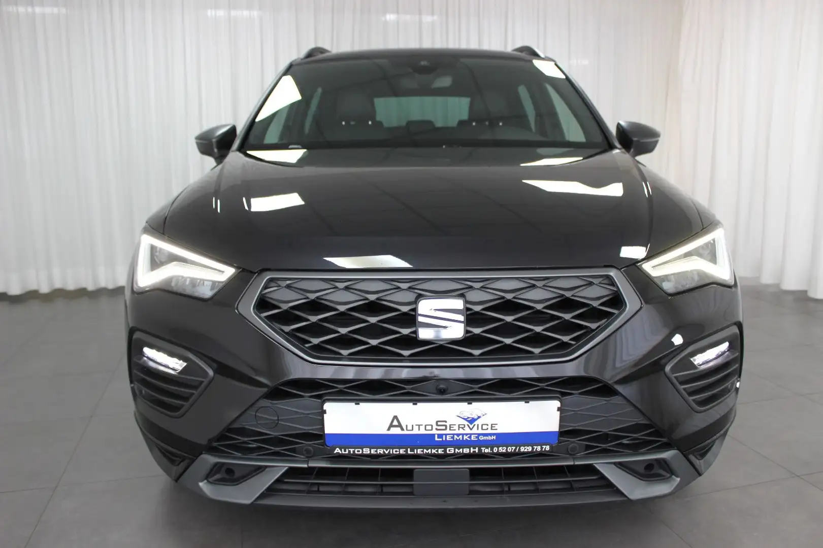 SEAT Ateca FR 2.0TDI 150PS DSG ACC 360Grad CarPlay crna - 2