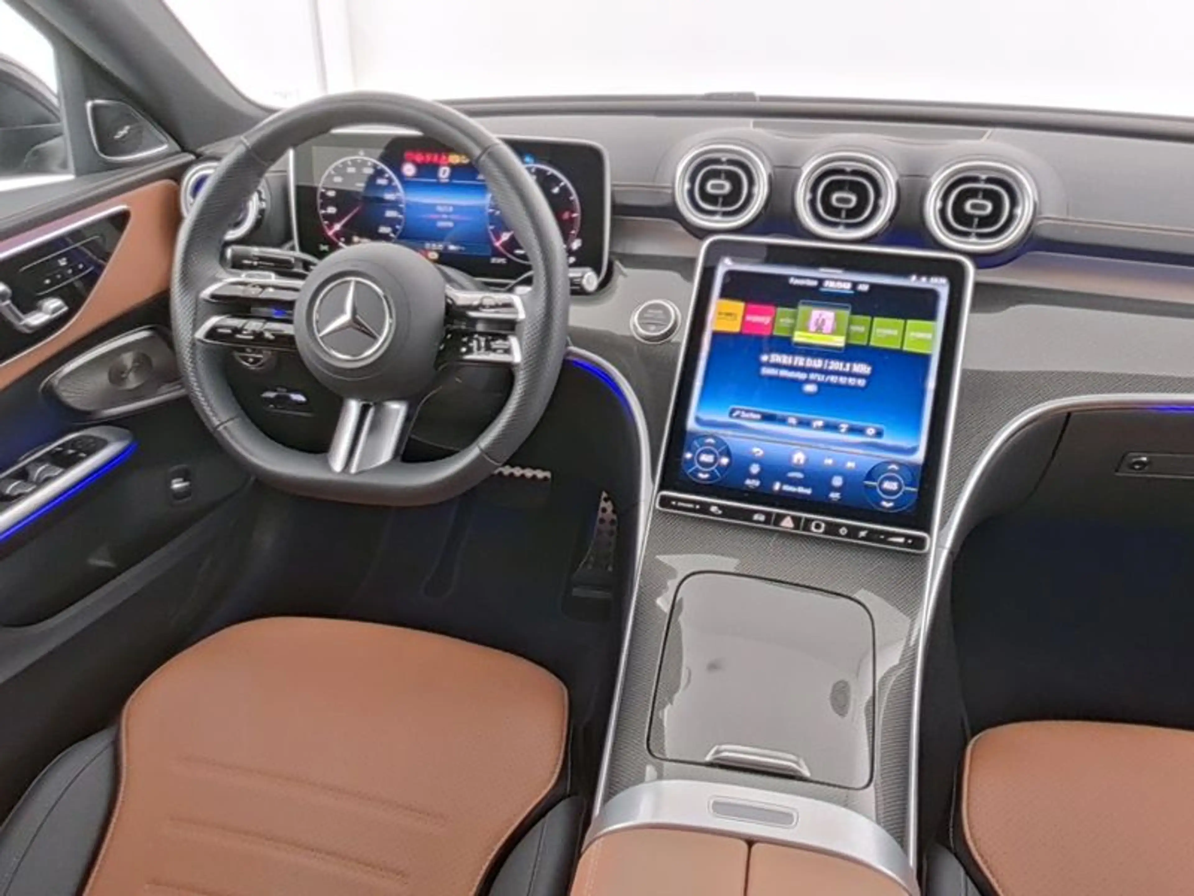 Mercedes-Benz C 220 d AMG-Sport/Pano/Burm/Night/Distr/Siena/19 — photo 7