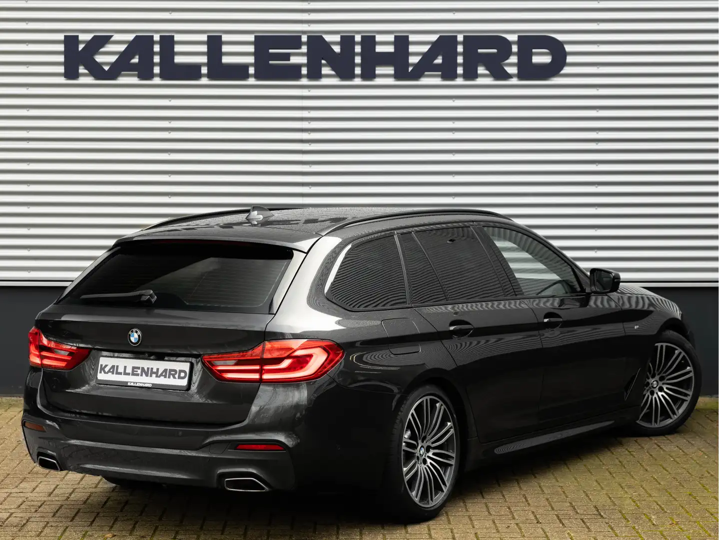 BMW 520 5-serie Touring 520i M-Sport - Trekhaak - Navi Pro Gris - 2