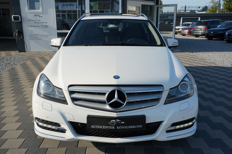 Mercedes-Benz C 180 C180 CGI*Schiebedach*Automatik*Xenon*Navi*SHZ* — photo 2