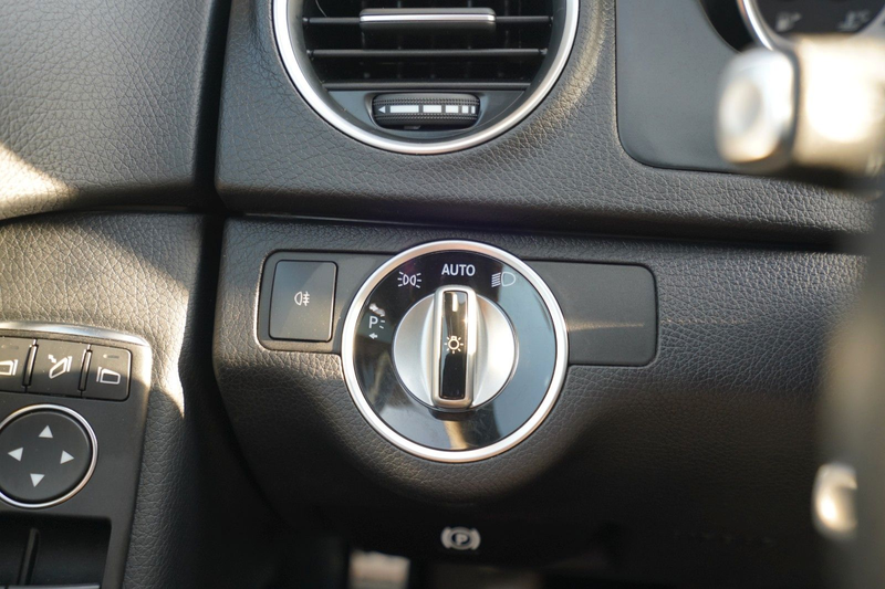 Mercedes-Benz C 180 C180 CGI*Schiebedach*Automatik*Xenon*Navi*SHZ* — photo 11