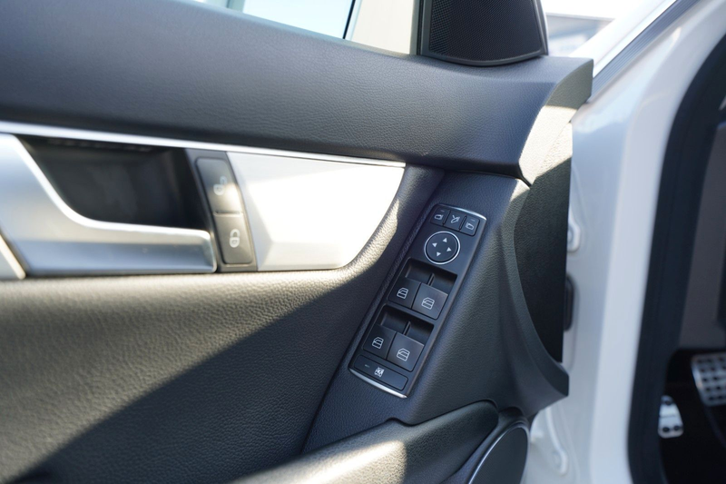 Mercedes-Benz C 180 C180 CGI*Schiebedach*Automatik*Xenon*Navi*SHZ* — photo 10