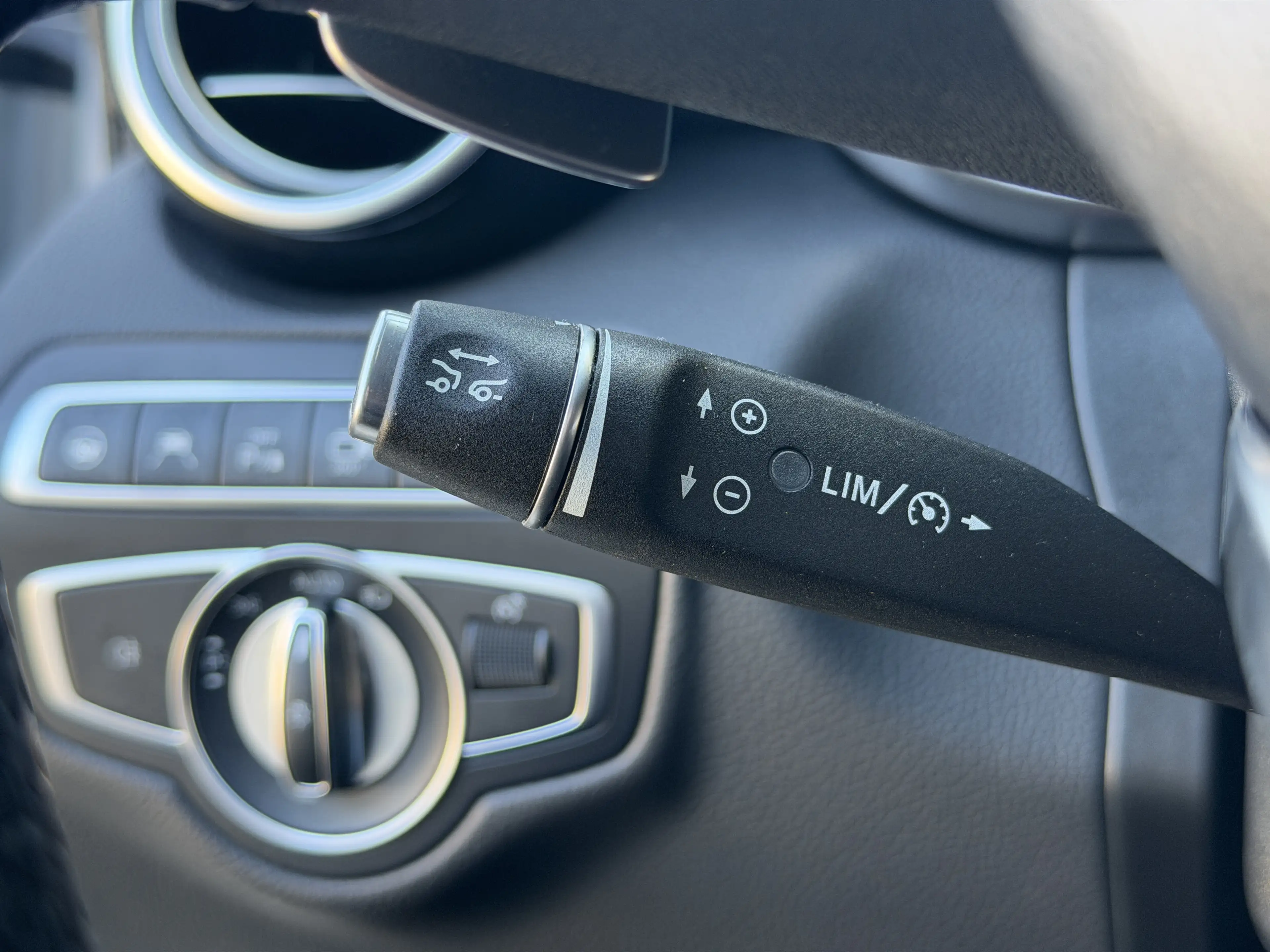 Mercedes-Benz GLC 350 GLC 350 d 4Matic AMG-Line — photo 12