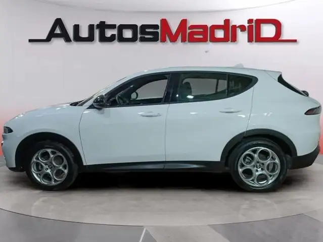 Alfa Romeo Tonale view 4
