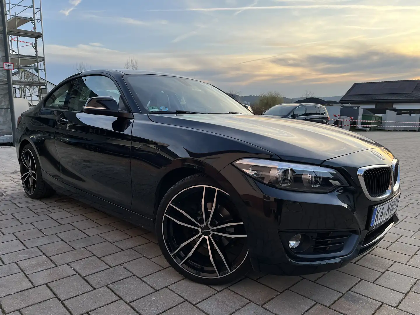 BMW 218 218 i 19 Zoll Leder led Sport Чёрный - 1