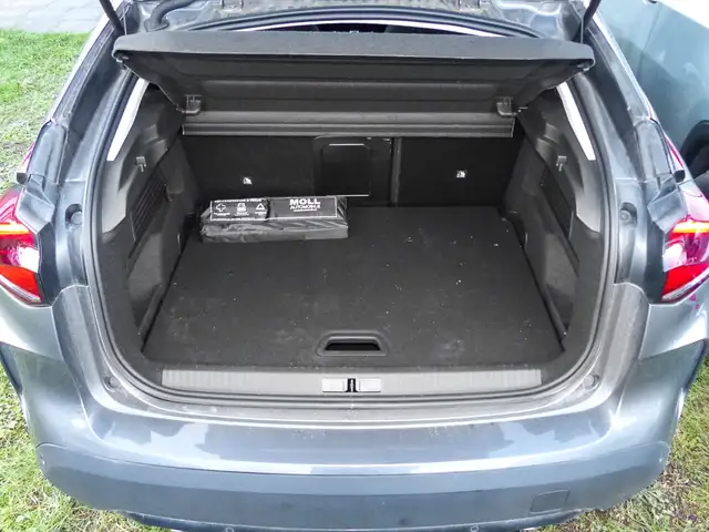 Citroen C4 view 15