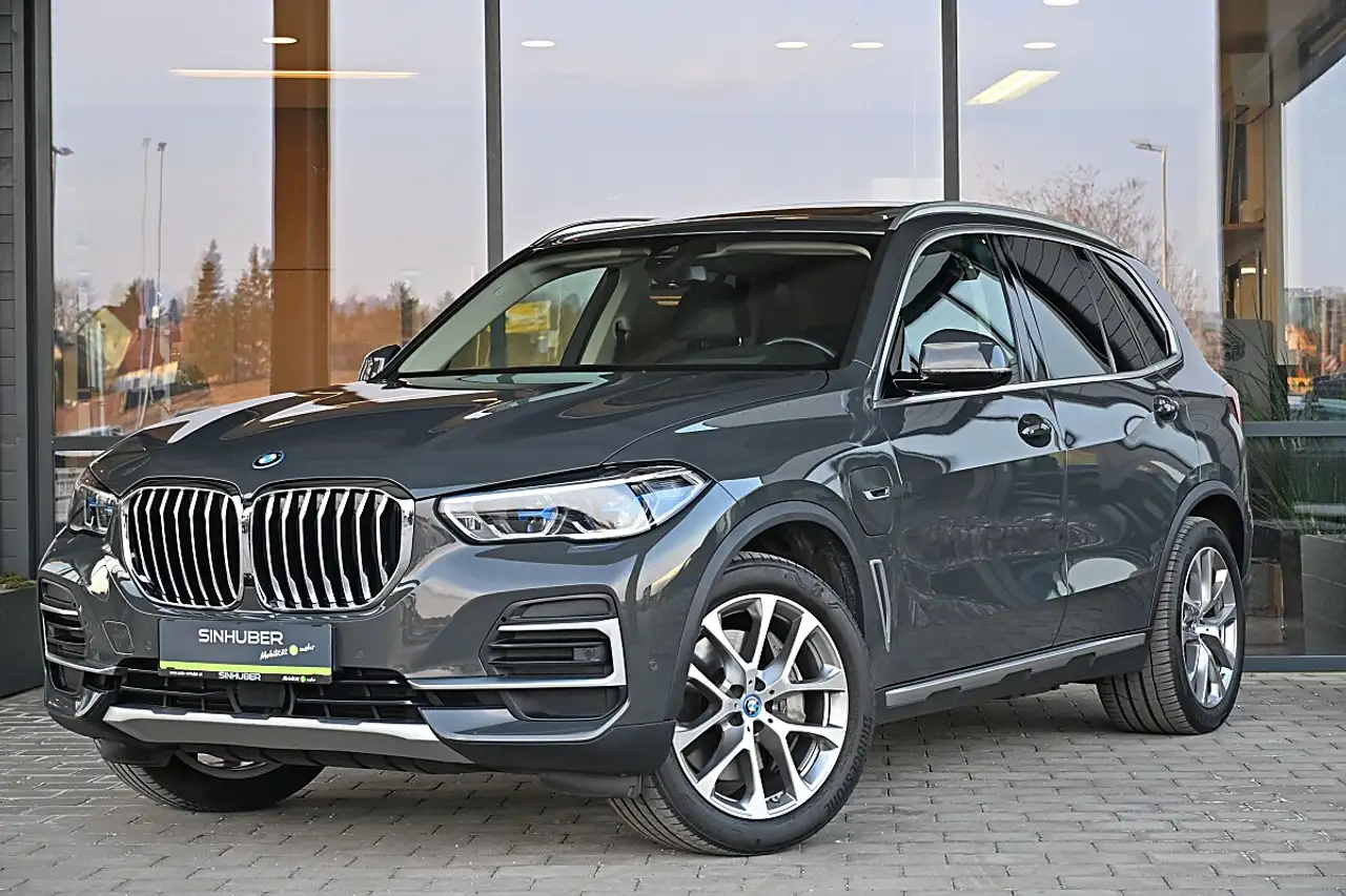 BMW X5 xDrive45e PHEV Aut. NP 108k ACC, AHK elektr., L...