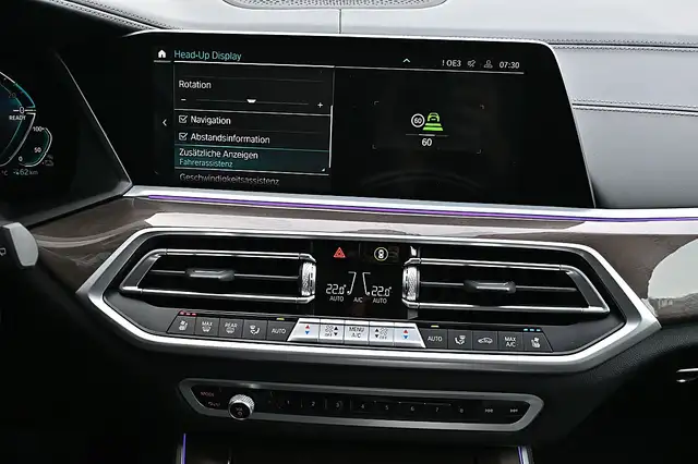 BMW X5 xDrive45e PHEV Aut. NP 108k ACC, AHK elektr., L... Ansicht 23