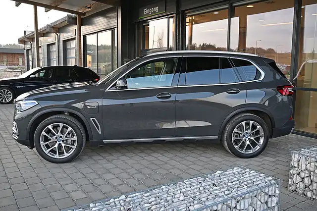 BMW X5 xDrive45e PHEV Aut. NP 108k ACC, AHK elektr., L... Ansicht 2