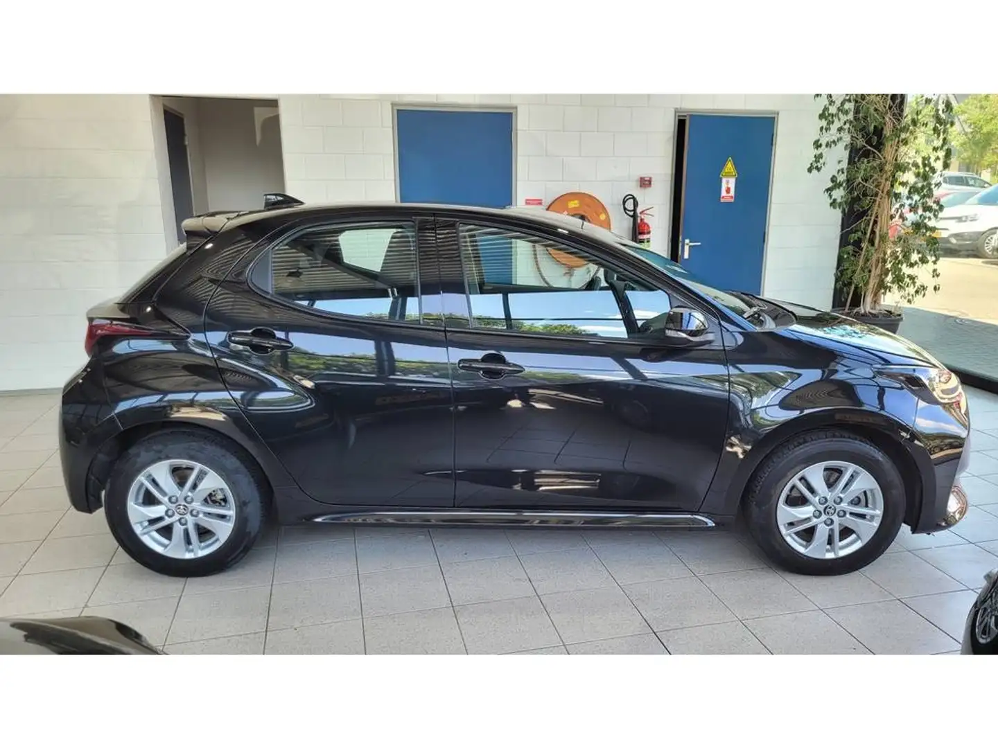 Toyota Yaris 1.5 Business | Apple/Android | Stoel verw | Camera Nero - 2