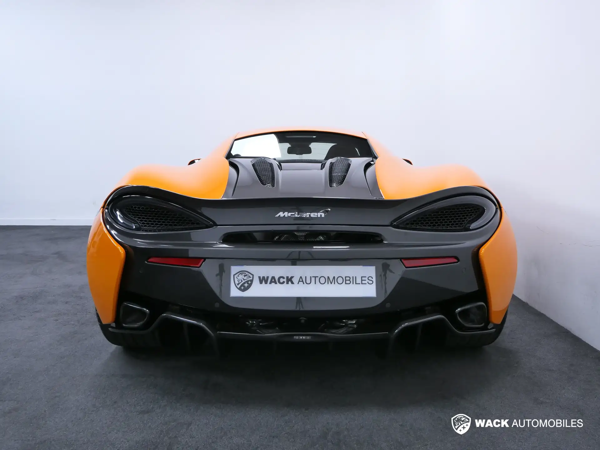 맥라렌 570S 570 Sport Coupe 2016 주황 사진 8