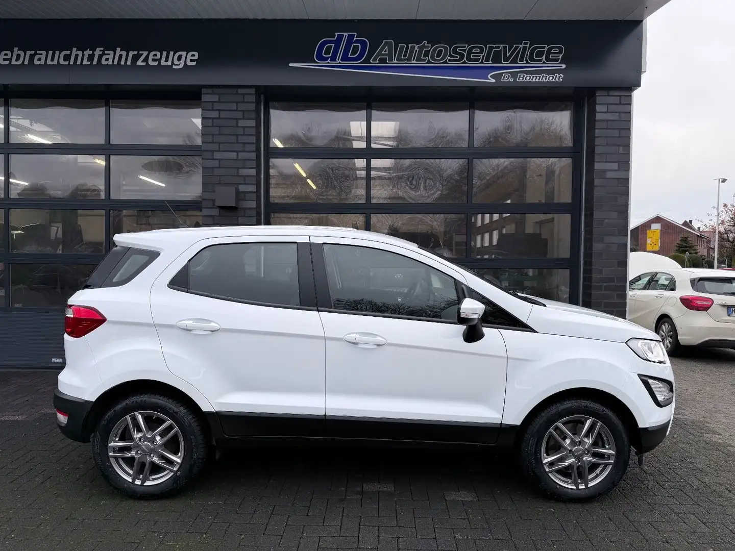Ford EcoSport Cool & Connect Weiß - 1