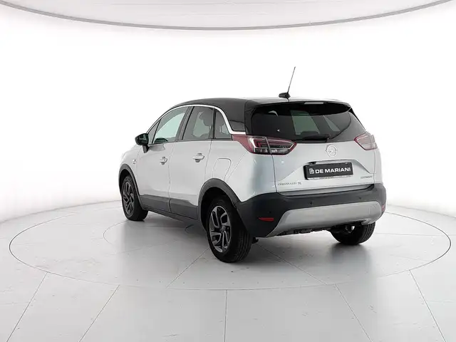 Opel Crossland view 3