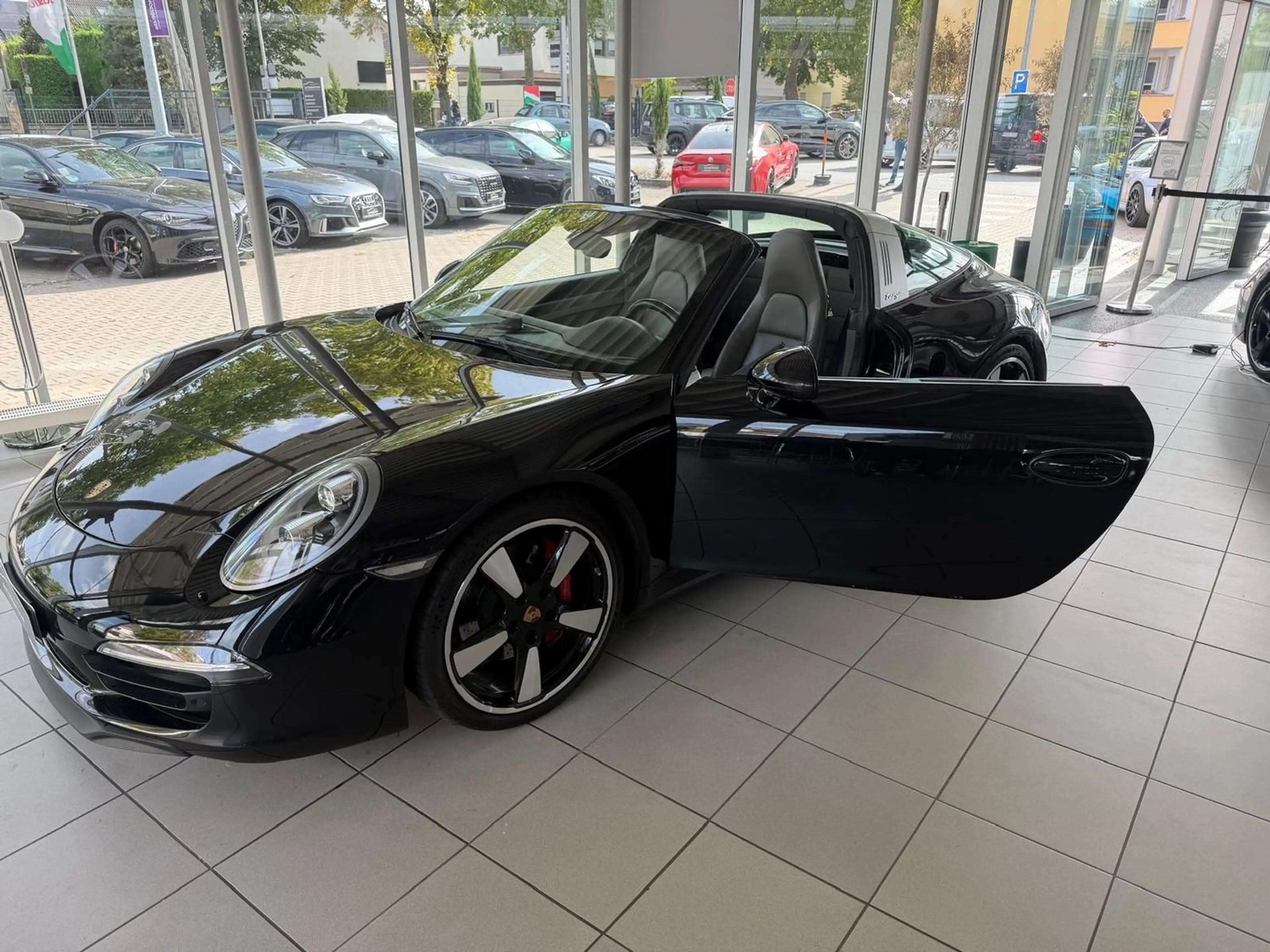 Porsche 991 911 Targa 4S ACC LED CHRONO CARPLAY — photo 9