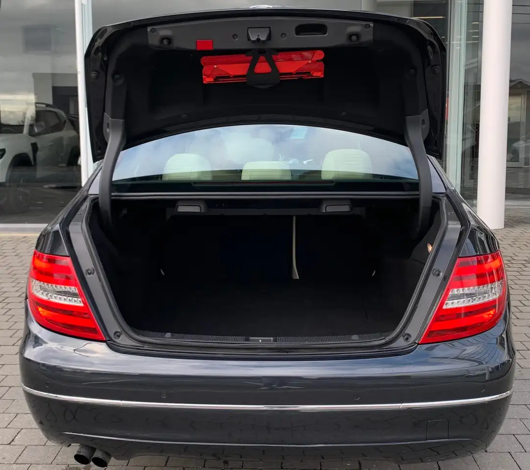 MERCEDES-BENZ CLASSE C 200 CDI 136ch AVANTGARDE - CUIR CHAUFFANT ÉLECTRIQUE À MÉMOIRE - GPS - BI-XÉNON - RADARS AVANT/ARRIÈRE