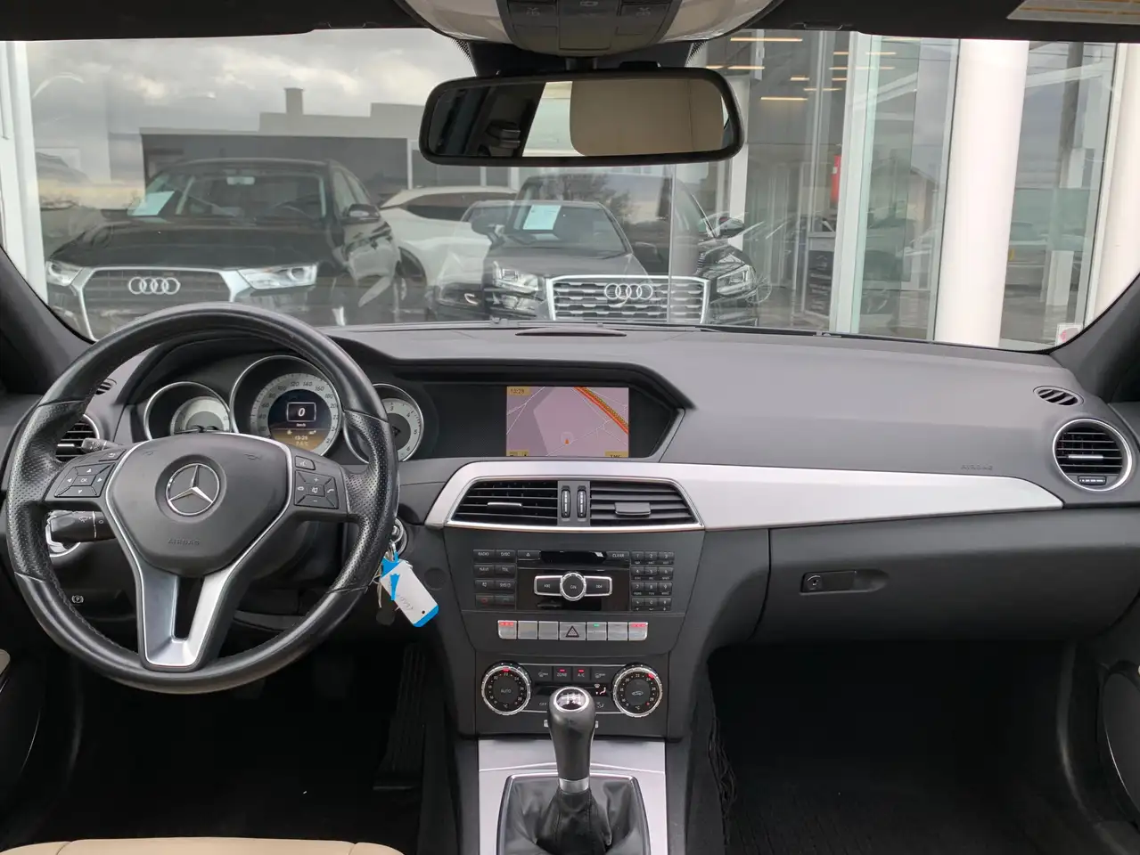 MERCEDES-BENZ CLASSE C 200 CDI 136ch AVANTGARDE - CUIR CHAUFFANT ÉLECTRIQUE À MÉMOIRE - GPS - BI-XÉNON - RADARS AVANT/ARRIÈRE