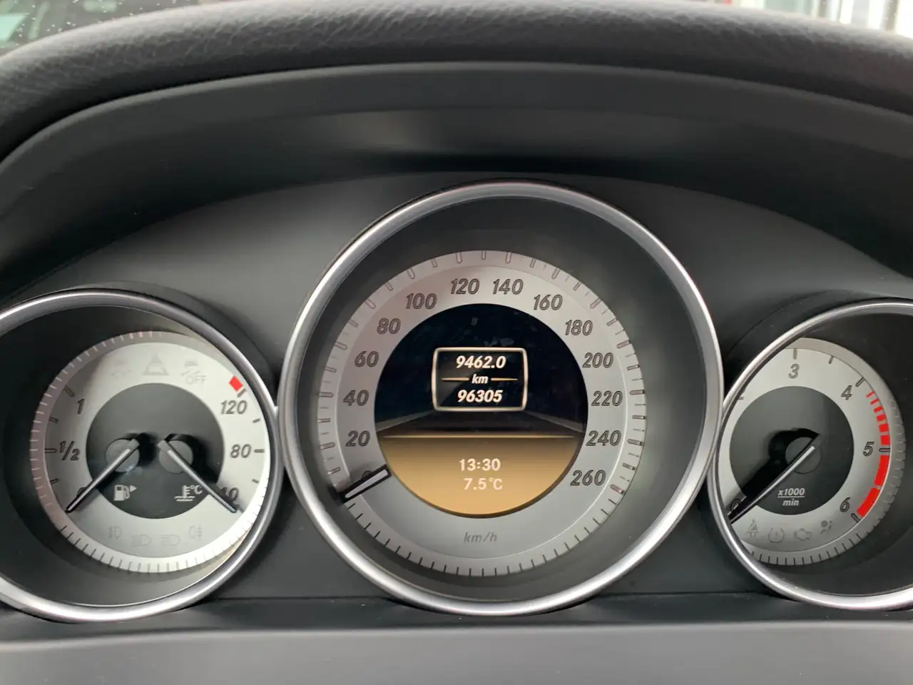 MERCEDES-BENZ CLASSE C 200 CDI 136ch AVANTGARDE - CUIR CHAUFFANT ÉLECTRIQUE À MÉMOIRE - GPS - BI-XÉNON - RADARS AVANT/ARRIÈRE