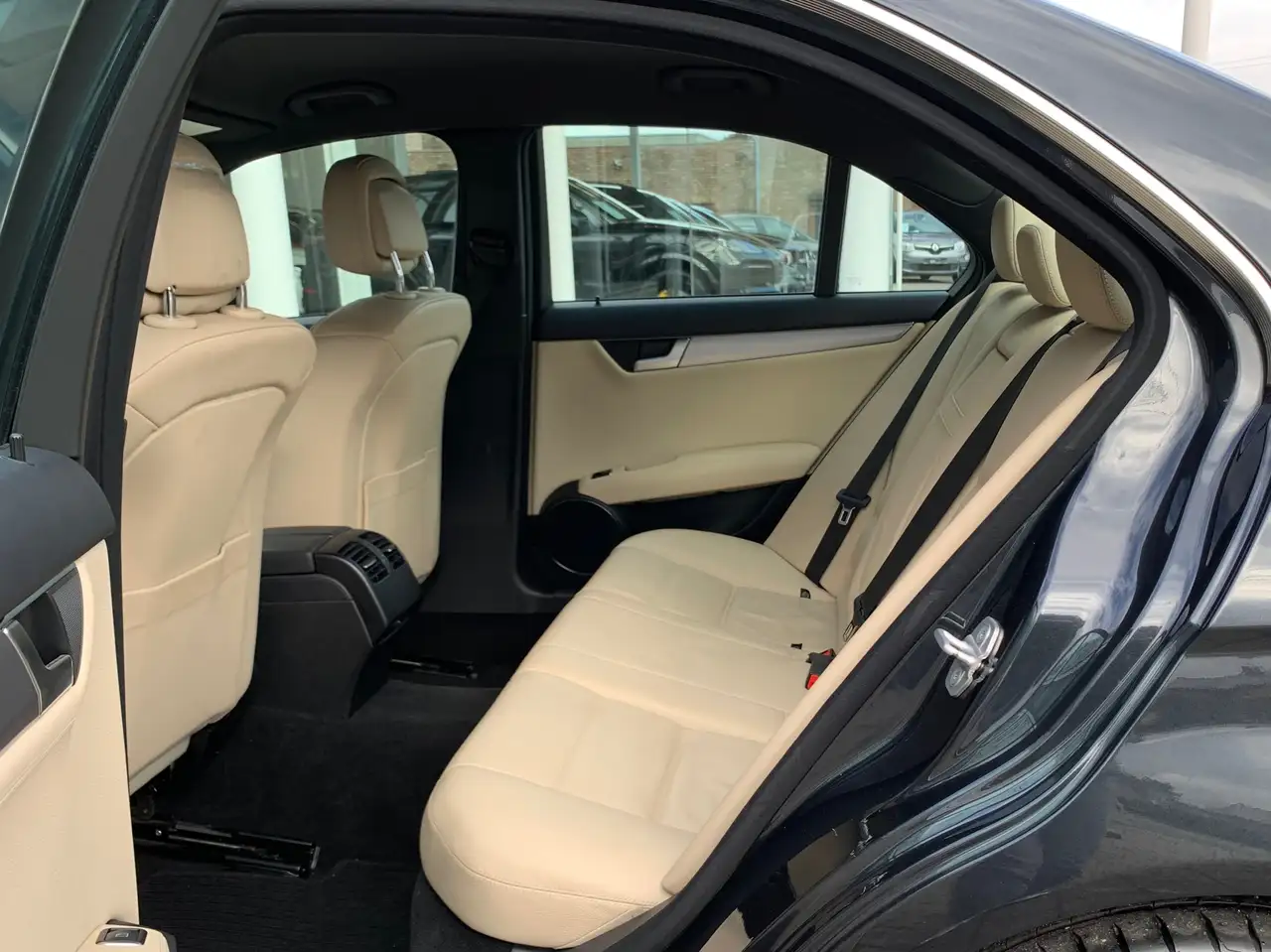 MERCEDES-BENZ CLASSE C 200 CDI 136ch AVANTGARDE - CUIR CHAUFFANT ÉLECTRIQUE À MÉMOIRE - GPS - BI-XÉNON - RADARS AVANT/ARRIÈRE