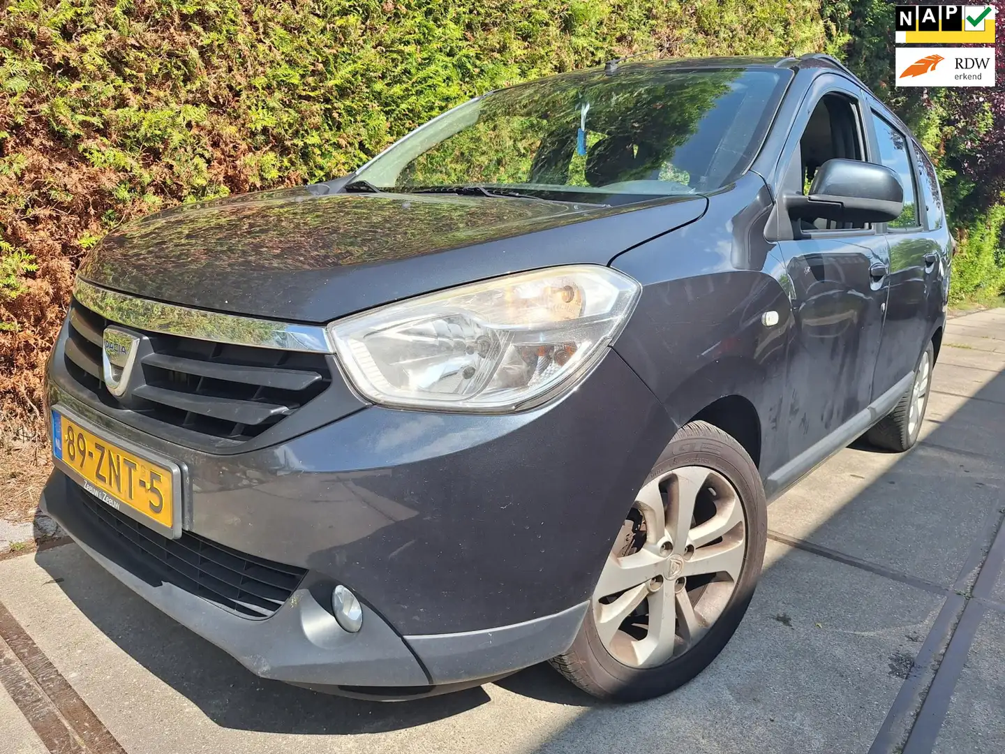 Dacia Lodgy 1.2 TCe Prestige 7p. Grau - 1