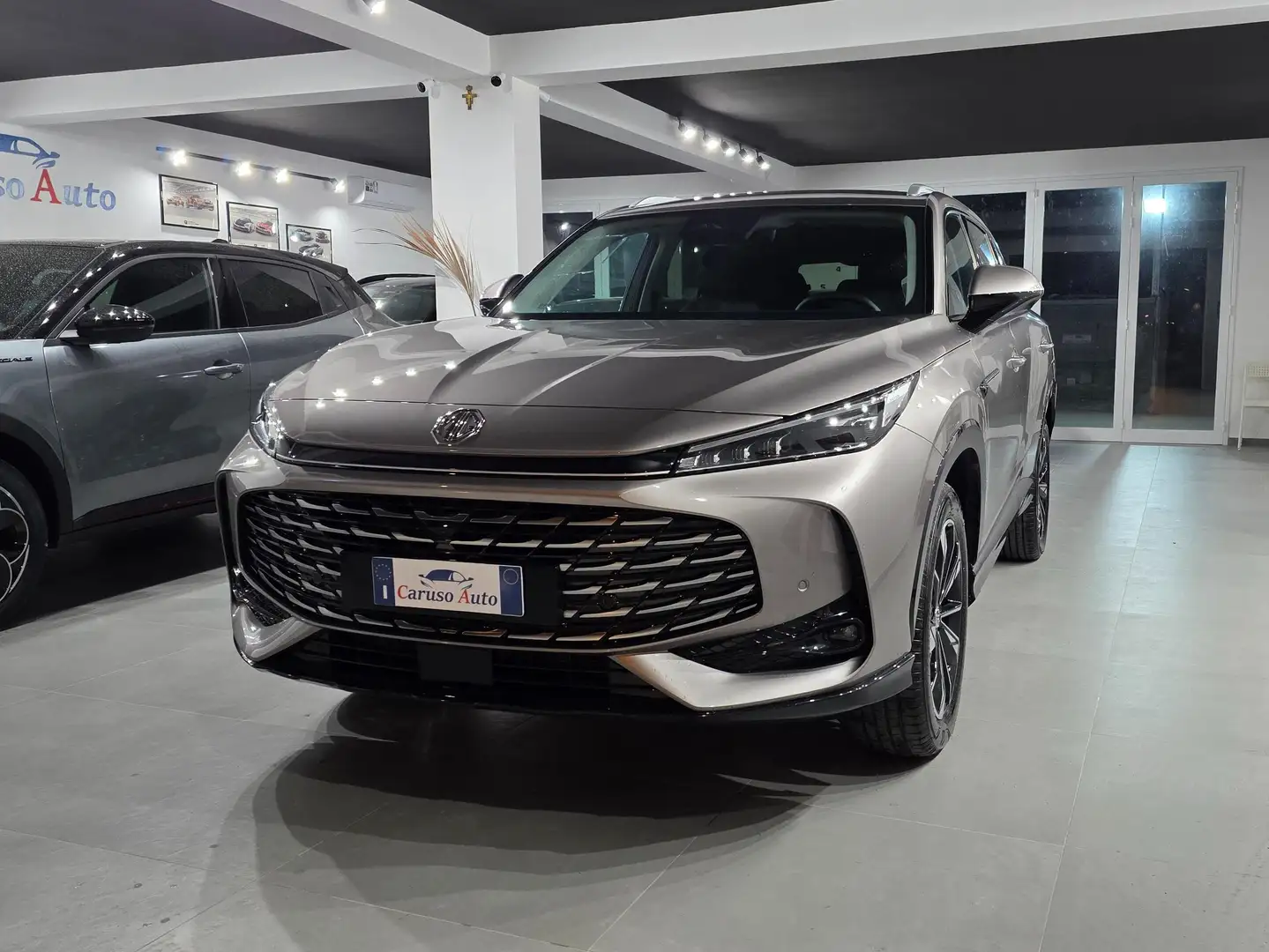 MG HS HS 1.5 hybrid+ Luxury auto Gris - 1