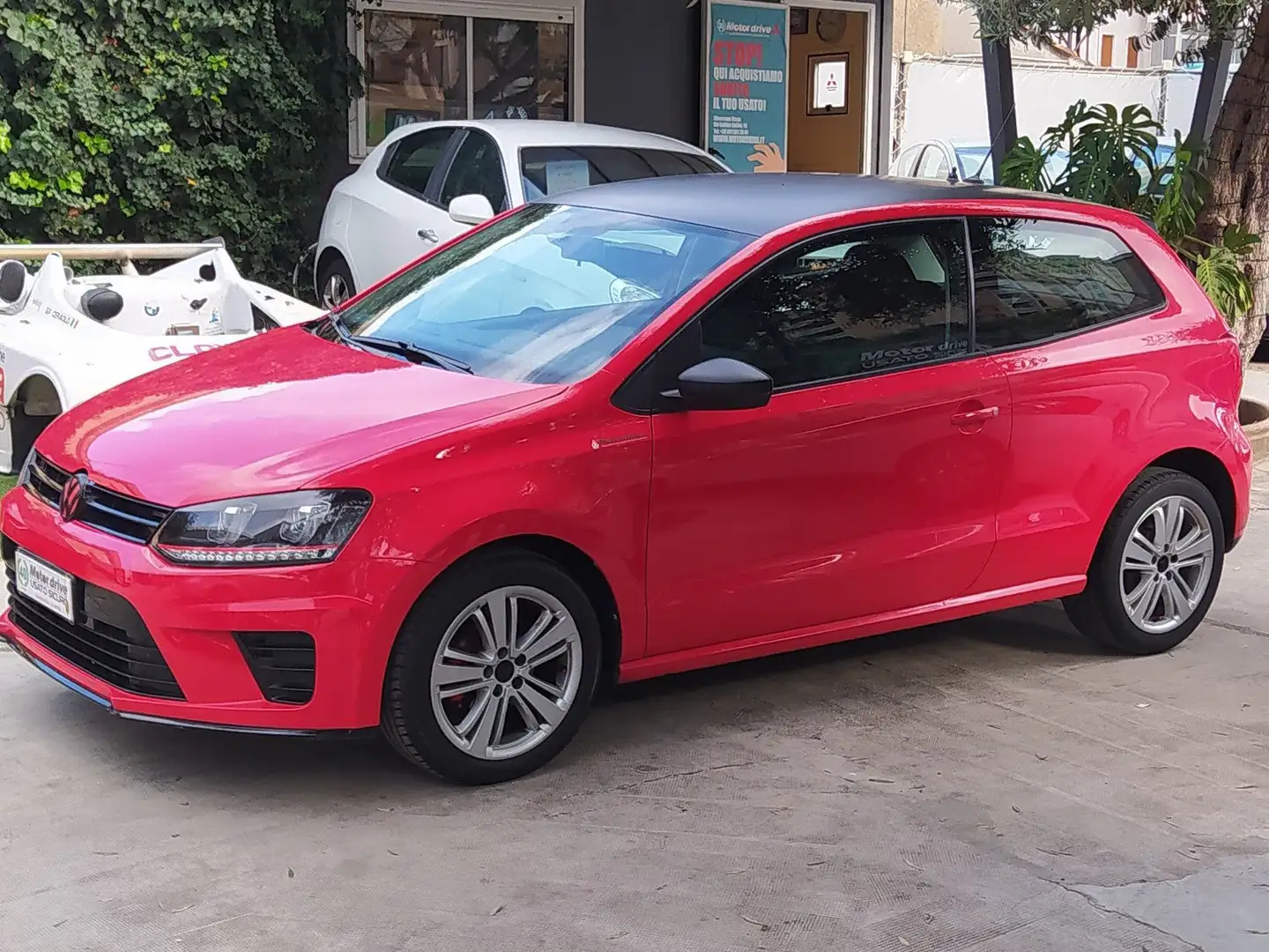 Volkswagen Polo Polo 3p 1.4 tdi Trendline 75cv Rojo - 2