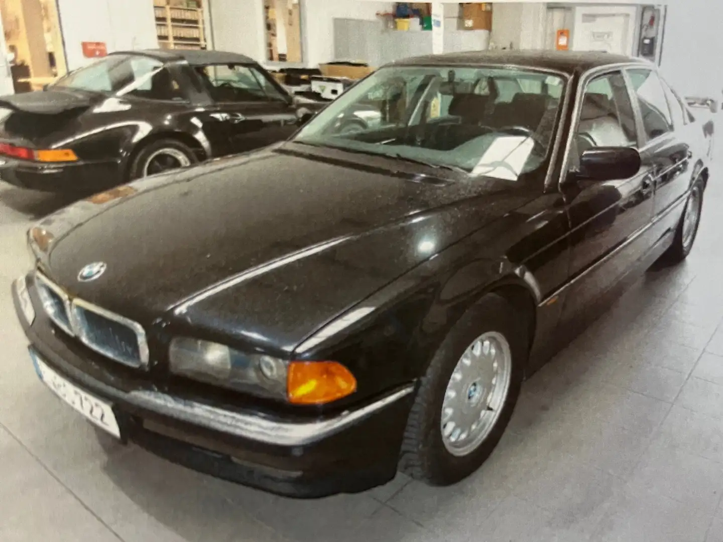 BMW 730 730i V8 Siyah - 2