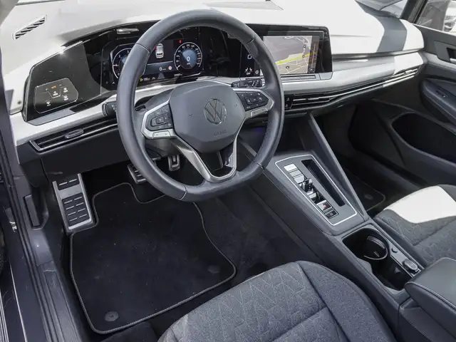 Volkswagen Golf view 9