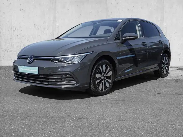 Volkswagen Golf view 2