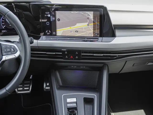 Volkswagen Golf view 12