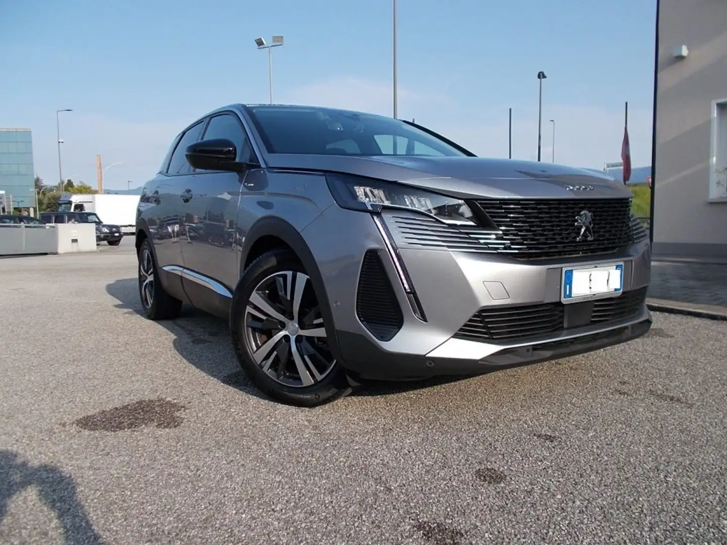 Peugeot 3008 Hybrid 225 e-EAT8 Allure Gris - 1