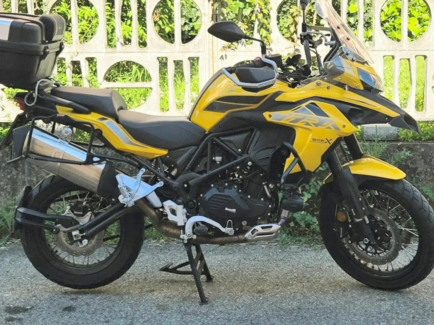 Benelli TRK 502 TRK 502X Gialla žuta - 1