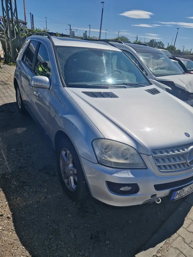 Mercedes-Benz ML 320 CDI 4Matic 7G-TRONIC DPF Edition 10 - 1