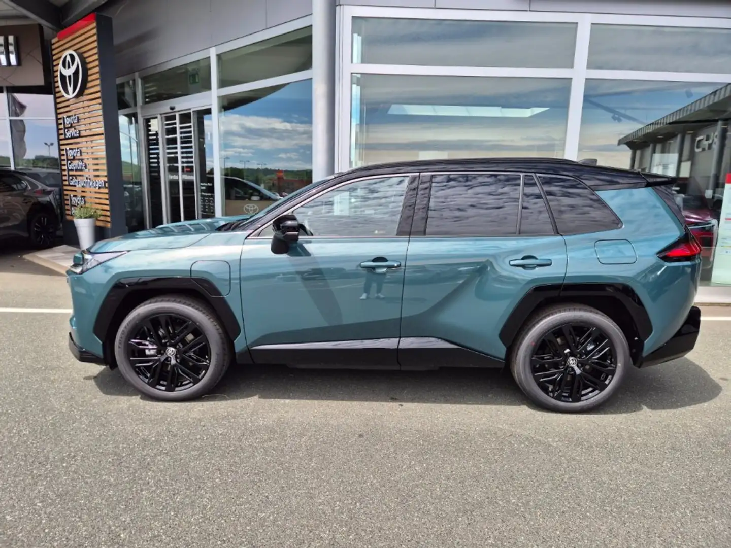 Toyota RAV 4 5-Türer Style 2.5 Plug-in Hybrid 4x2 *COMFORT-PAKET* Grün - 2