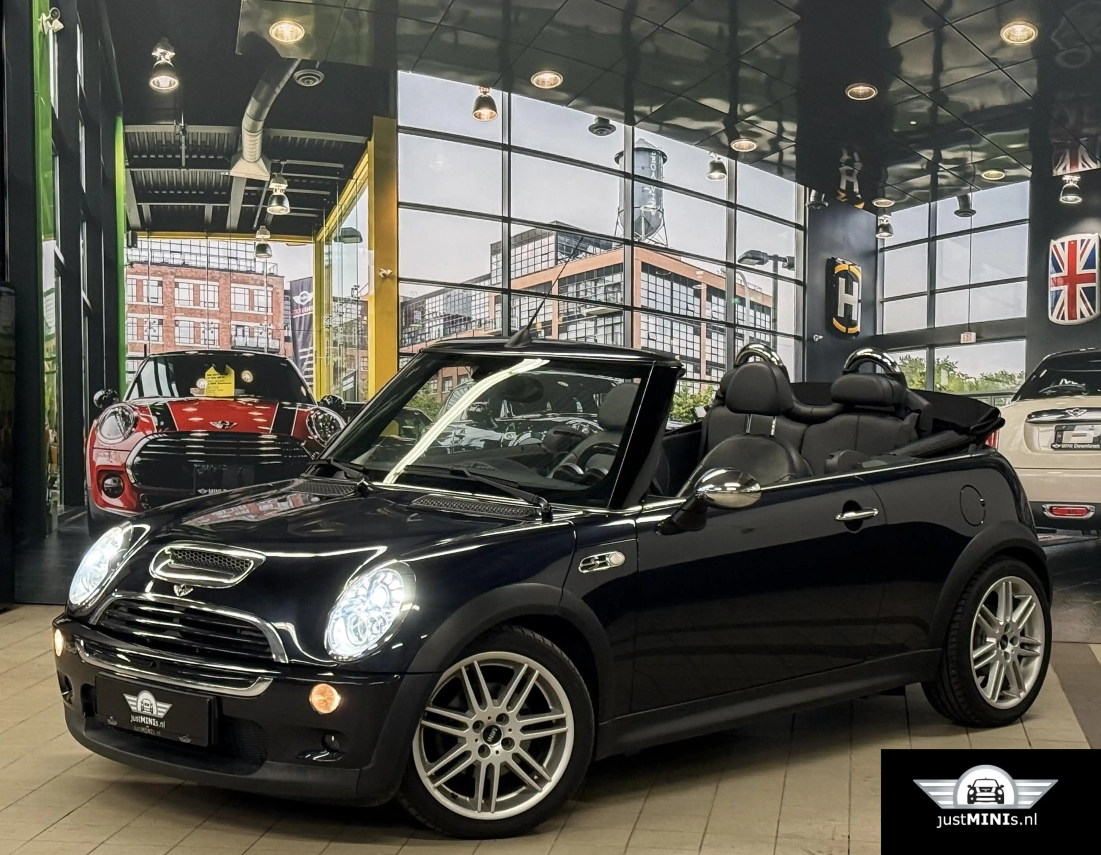MINI Cooper S Cabrio AUT LEDER XENON NAVI MILTEK