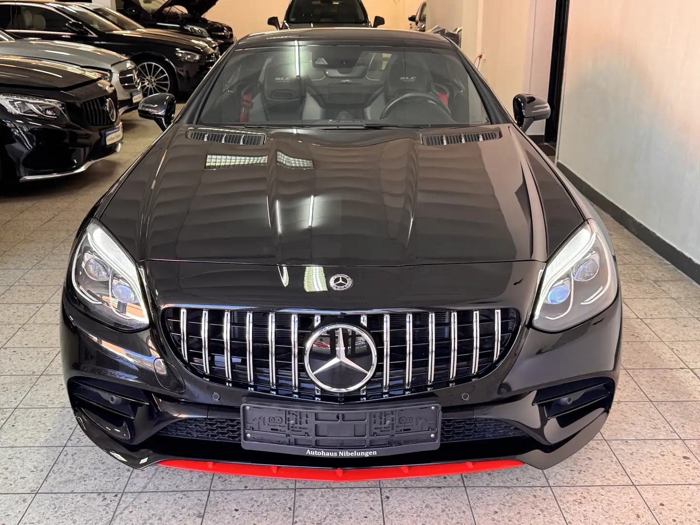 Mercedes-Benz SLC 300 AMG RedArt Edition*Sportauspuff*NAVI*H&K*Memositze Noir - 2