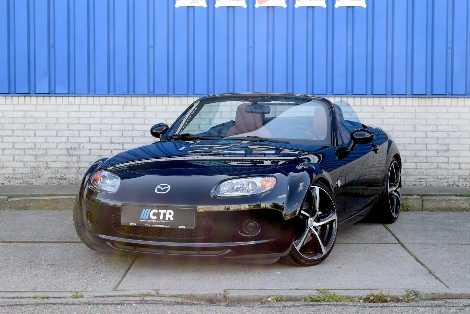 Mazda MX-5 1.8 Executive Schwarz - 1