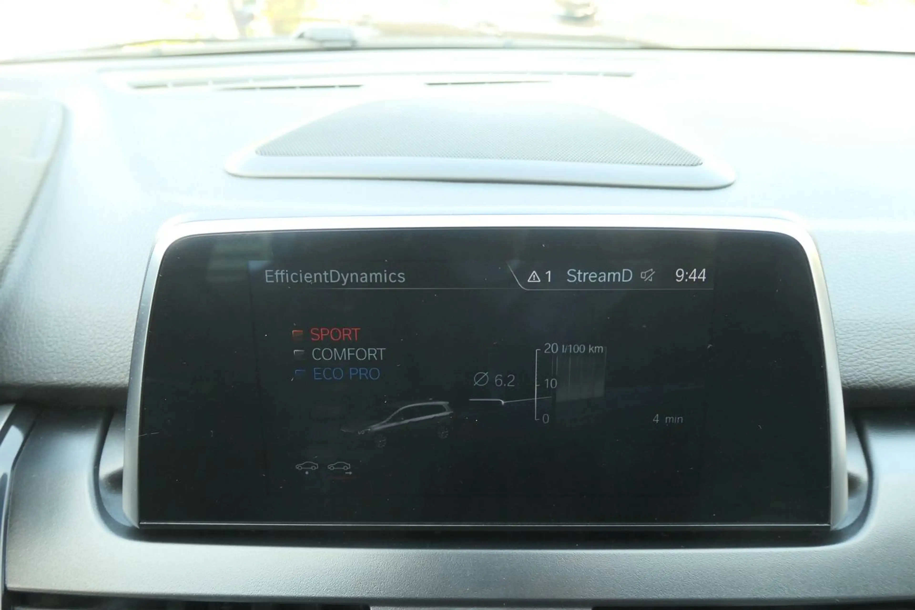 BMW 216 216d GranTourer Sport 7Sitze LED AHK Top Zustand! — photo 9