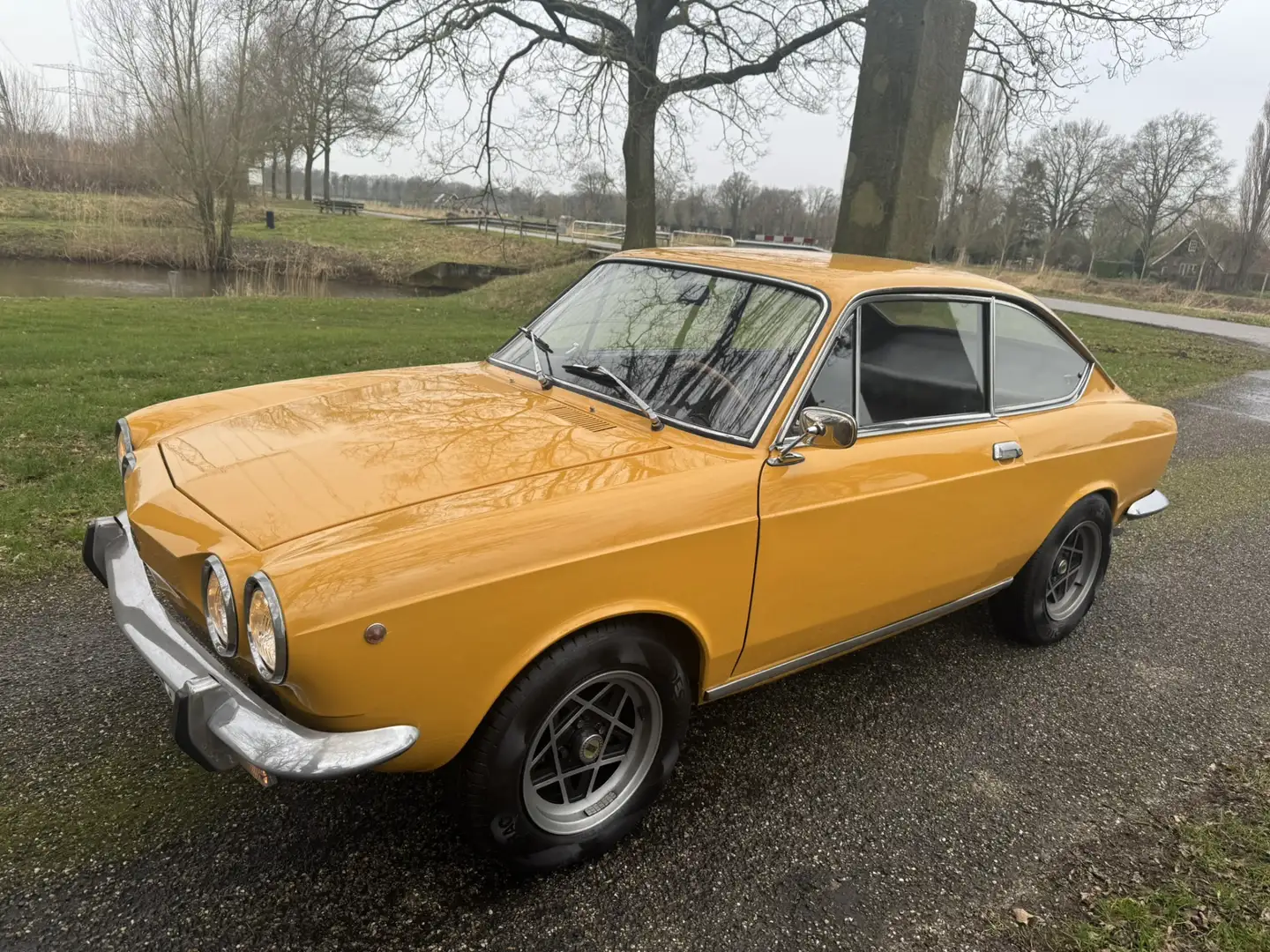 Fiat 850 SPORT COUPE Sárga - 1