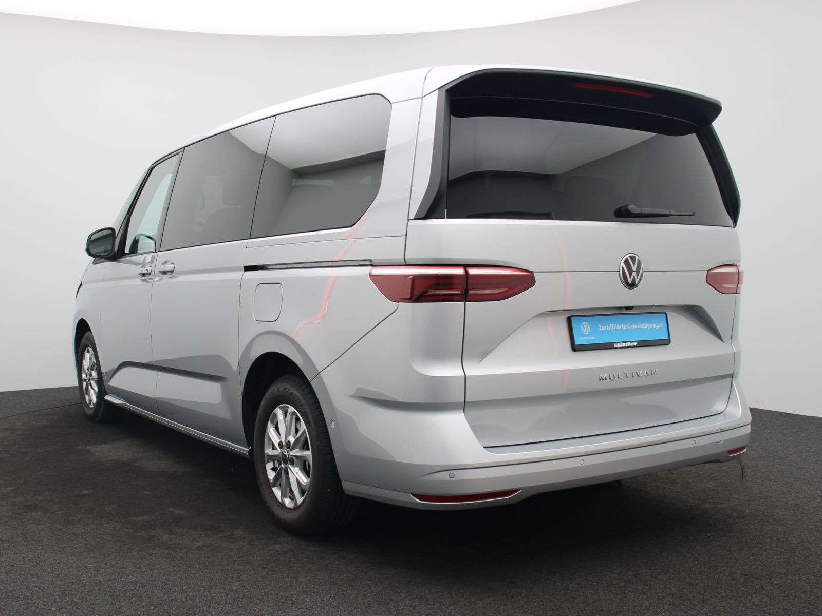 Volkswagen T7