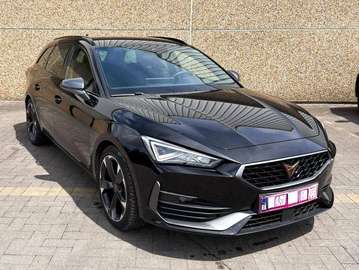 Leon ST e-Hybrid 1.4 DSG (150 kW)