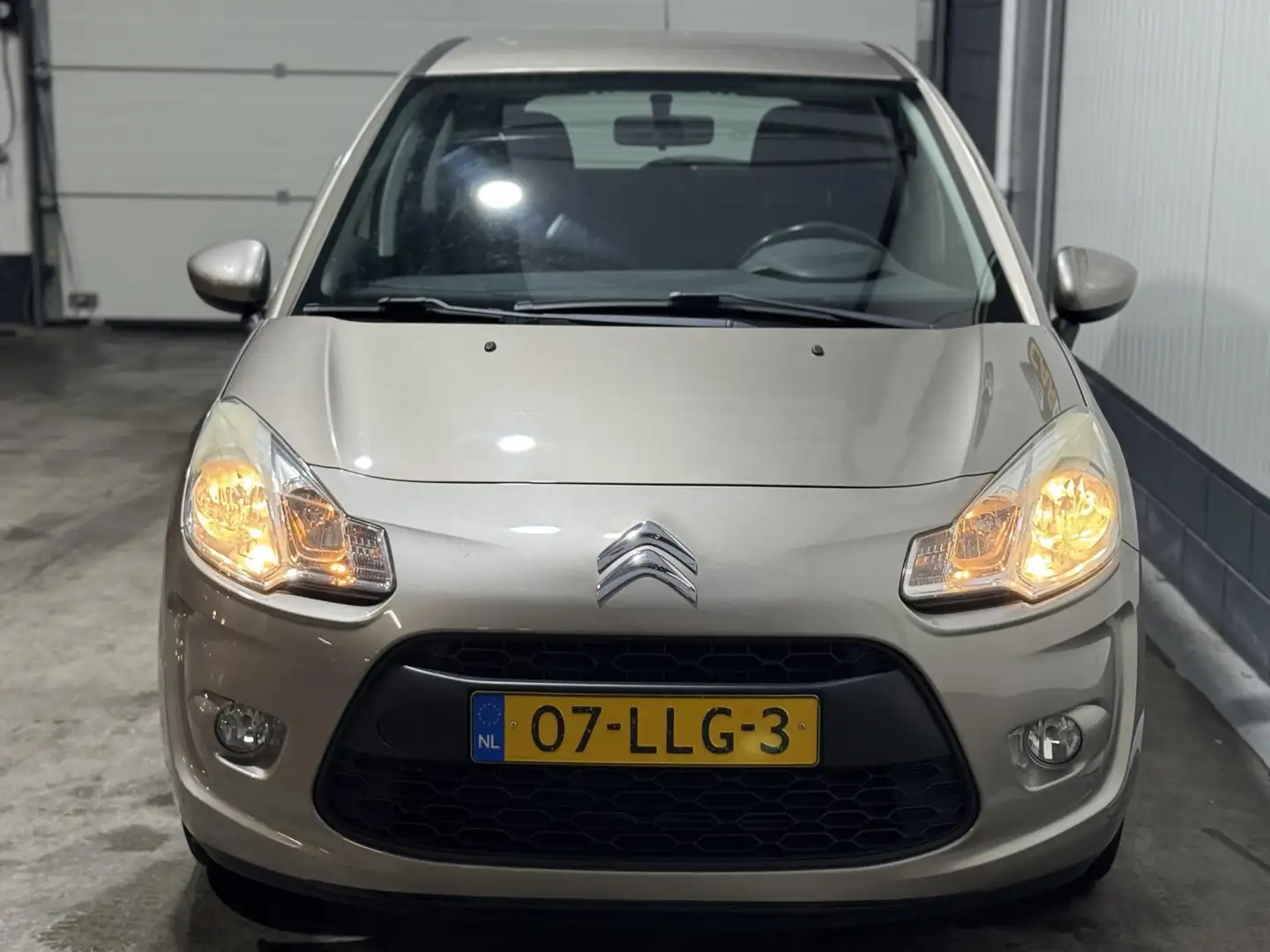 Citroen C3 1.4 VTi Dynamique Zeer Netjes Vol Jaar APK 4 Deurs Beige - 2