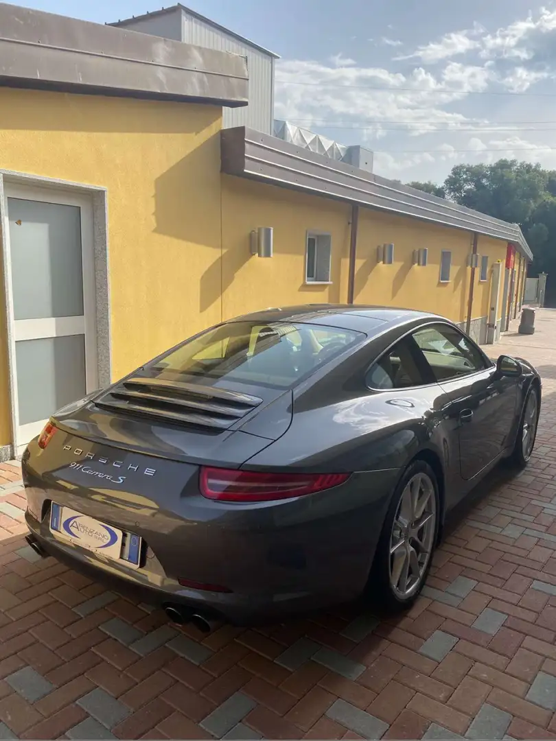 Porsche 911 911 Coupe 3.8 Carrera S Grau - 2