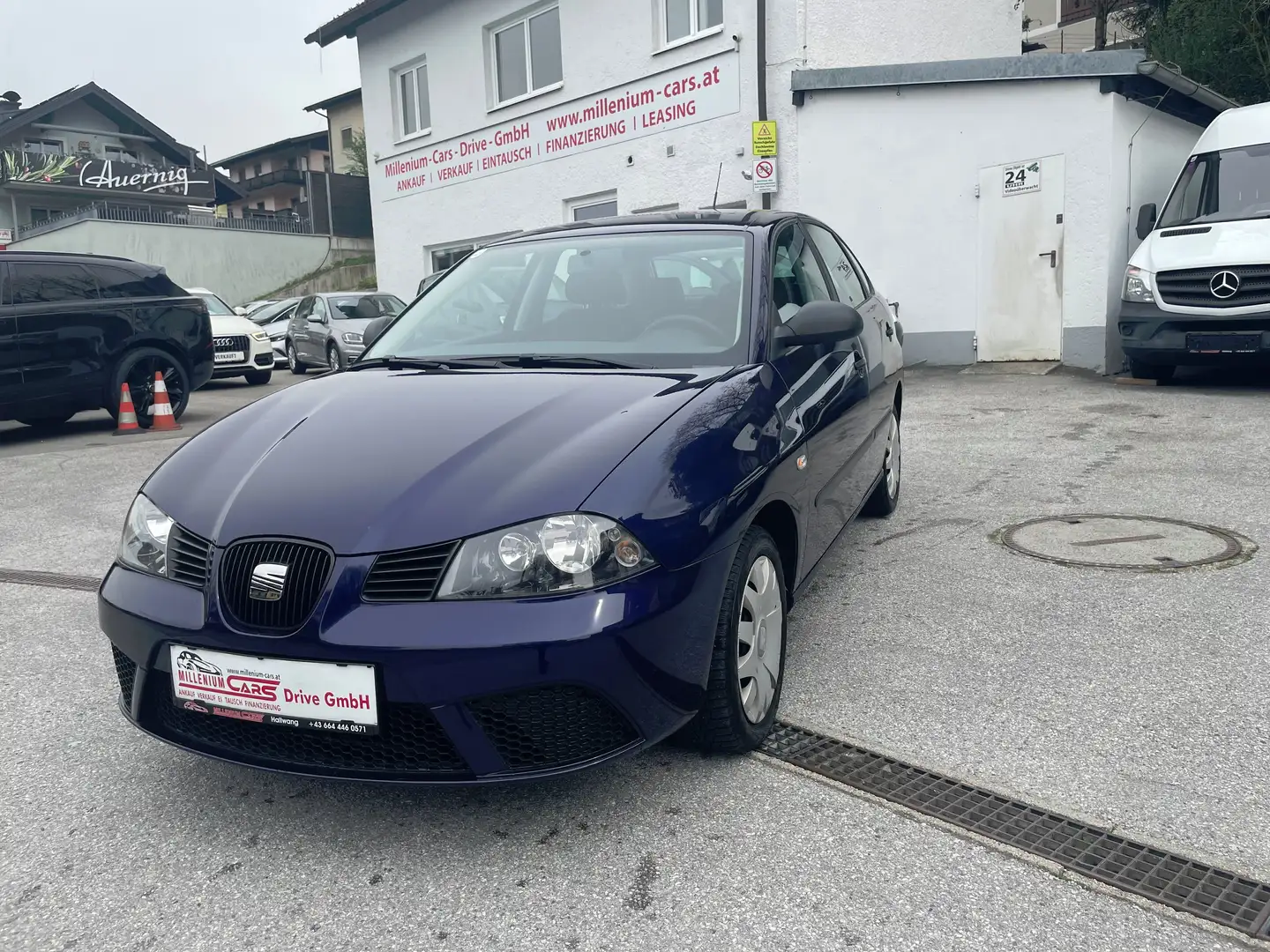 SEAT Ibiza Ibiza Fresh 1,2 bei Finanzierung Zinssatz fix 6,2% Blau - 1